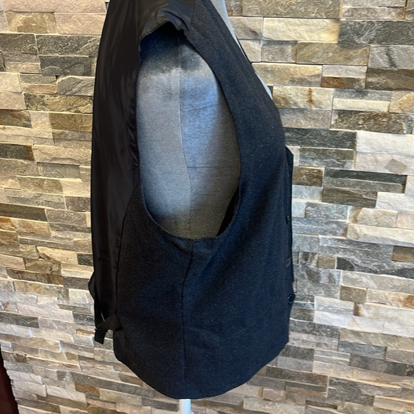 Sovereign Code Black Jacket - Picture 7 of 9